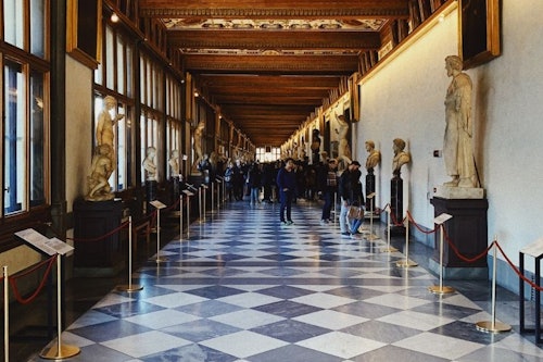 Uffizi Gallery: Guided City Tour with Electric Golf Cart