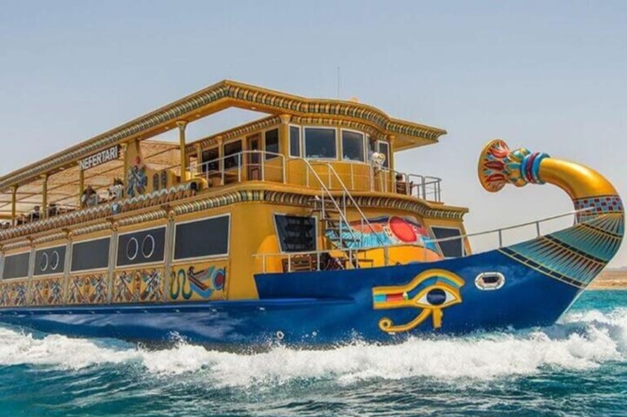 Marsa Alam Nefertari Sunset Cruise + Snorkeling & Lunch