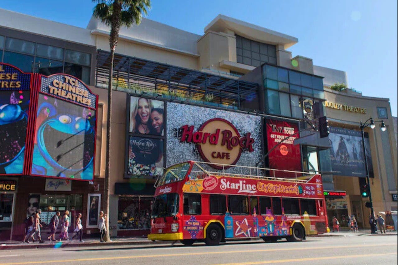 Universal Studios Hollywood: Entry Ticket + 1-Day Hop-on Hop-off Bus in Los Angeles – Tiqets