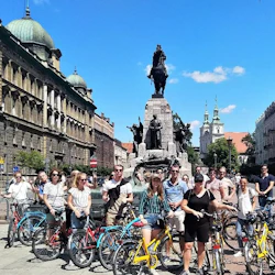 Träffa nya människor och utforska staden!