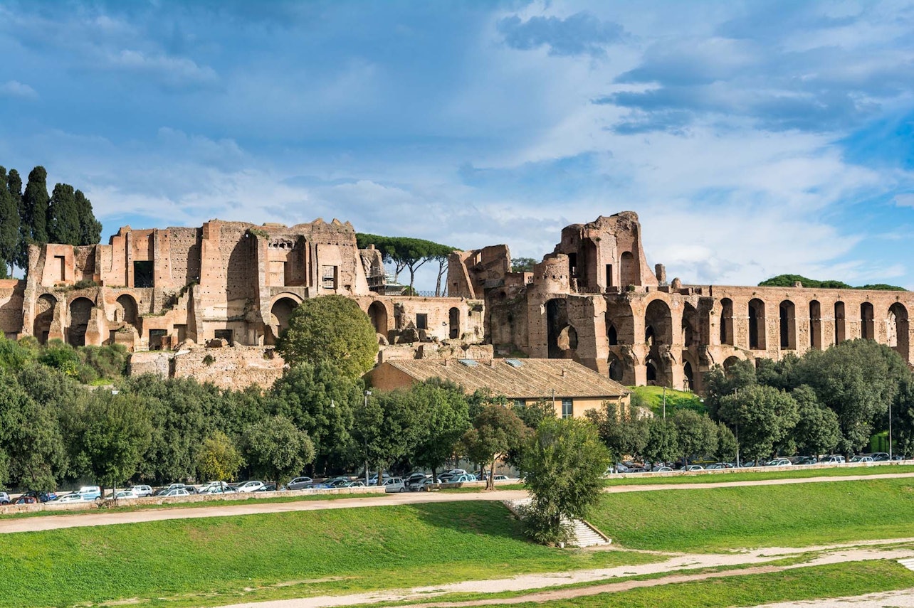 Colosseum, Roman Forum and Palatine: Guided Tour - Accommodations in Rome