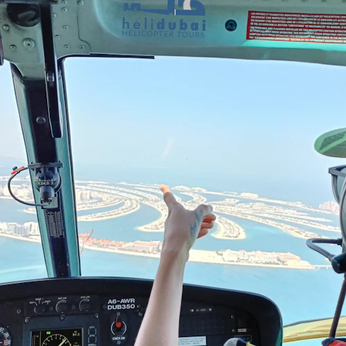 Passeio de helicóptero em Dubai: 12 minutos 'Iconic' Tour - Photo 4