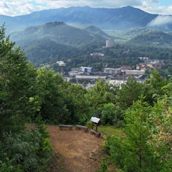 Gatlinburg SkyPark: Skip the Line Entry + Chairlift Ride 2