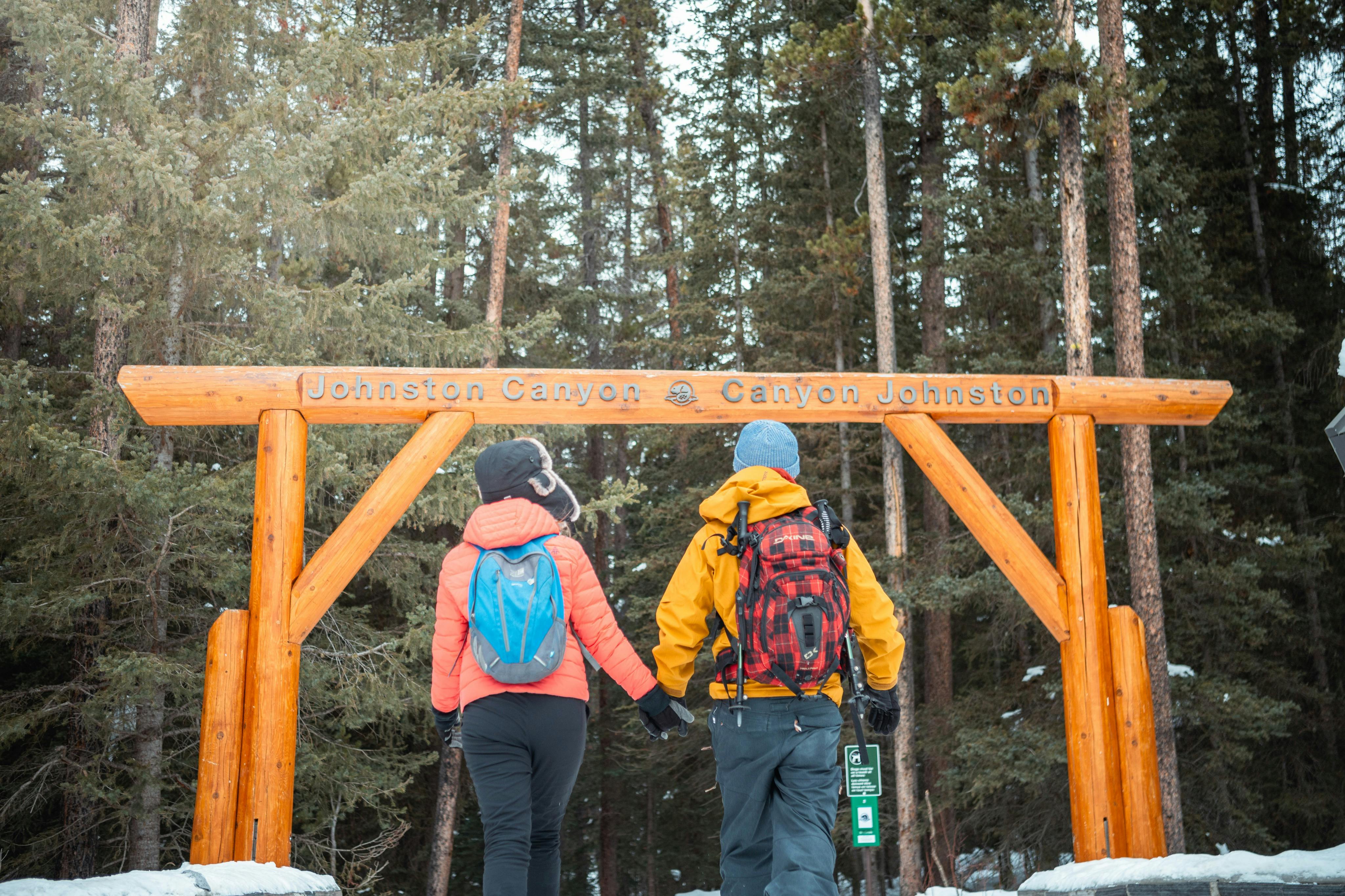 Entrance to Johnston Canyon