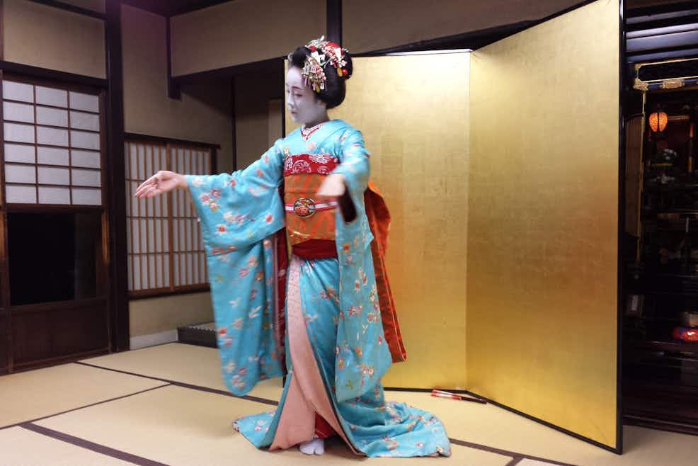 町屋之旅 和服体验 舞妓表演和晚餐套票 町屋之旅 和服体验 舞妓表演和晚餐套票
