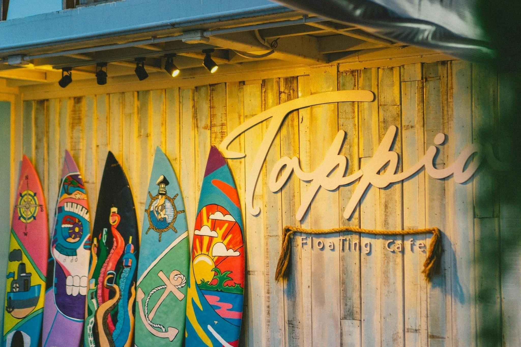 Floating Tappia Cafe