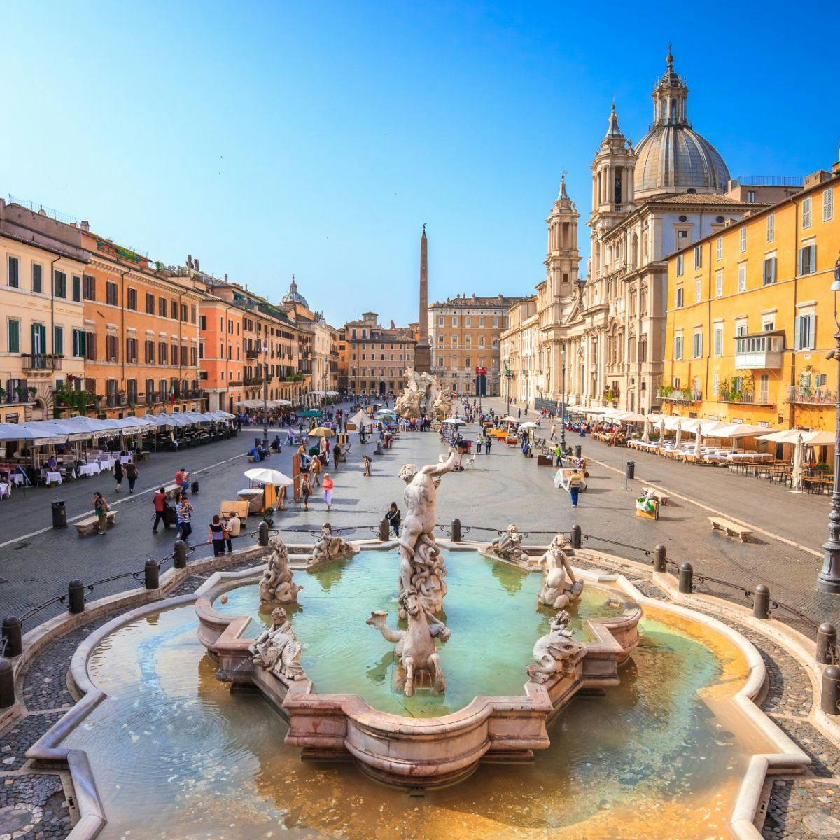 Piazza Navona Background