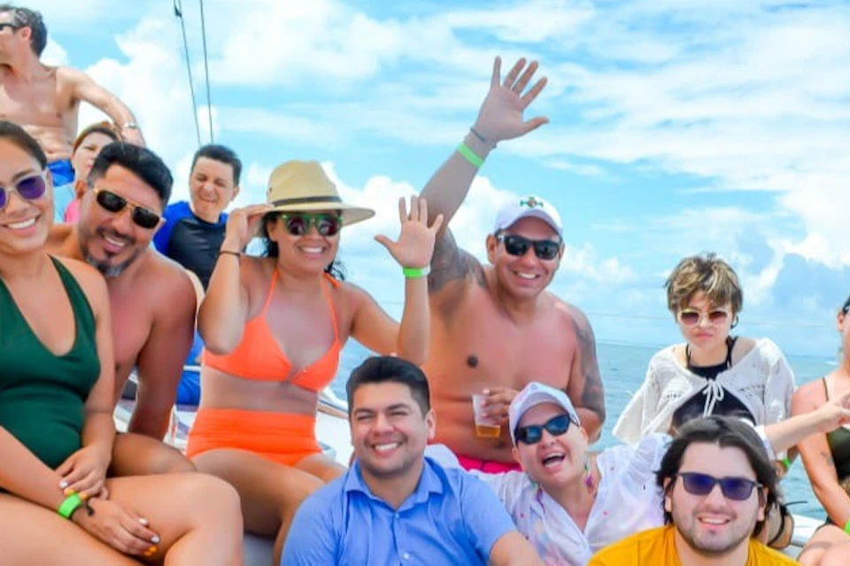 Catamaran Isla Mujeres