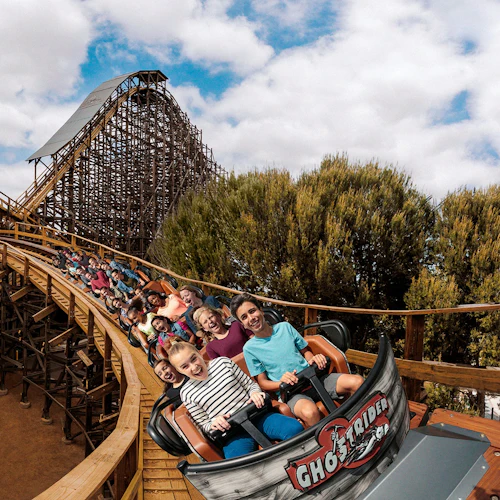 Knott’s Berry Farm: One Day Ticket