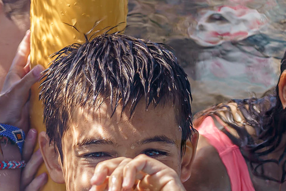Splash water attraction