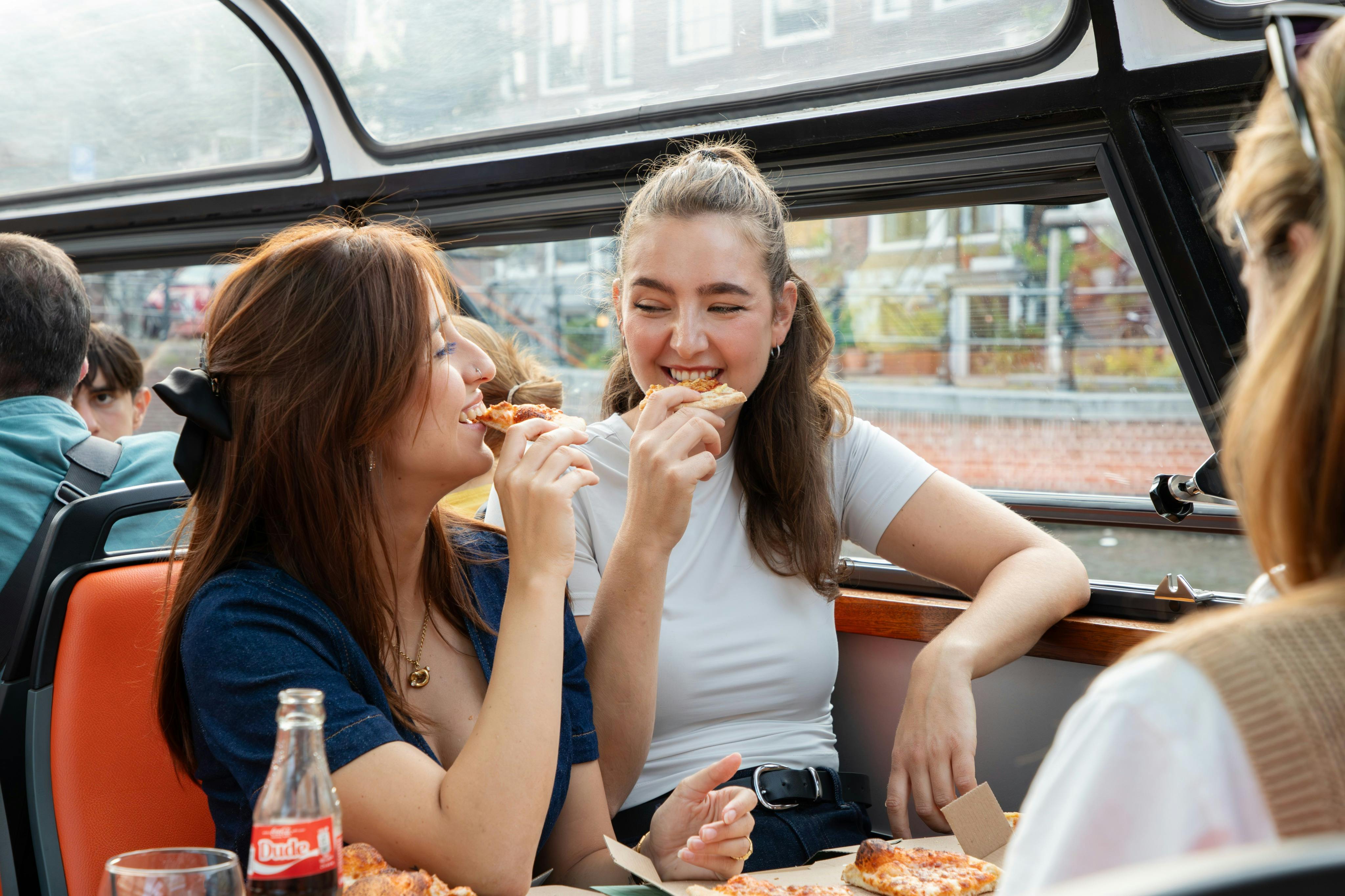 Amsterdam: Lovers Canal Cruise with New York Pizza & Unlimited Drinks