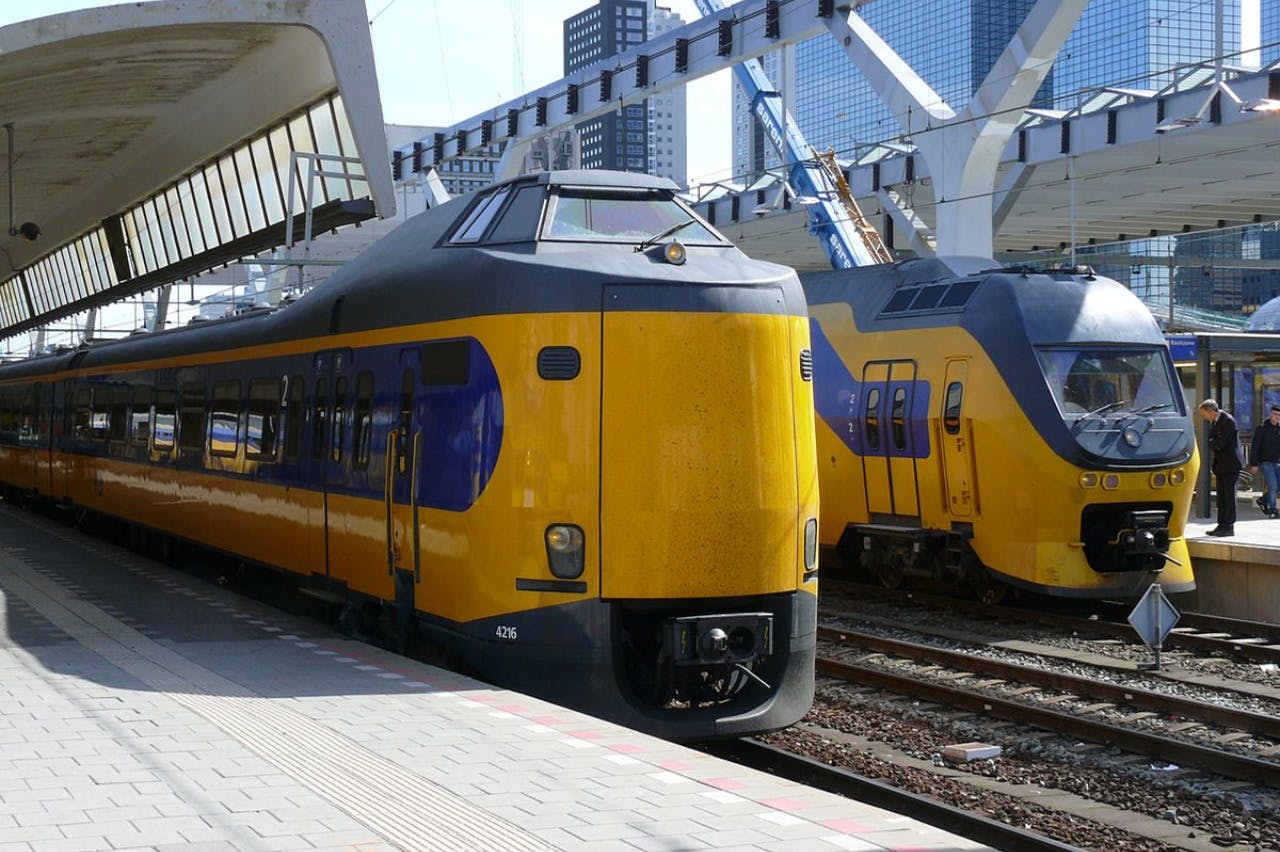 船上设有洗手间。