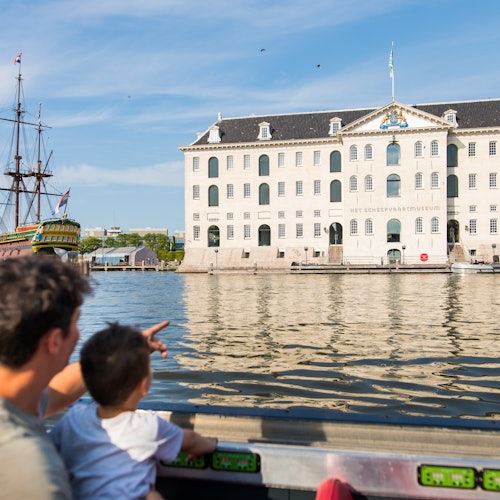 Barco turistico Ámsterdam