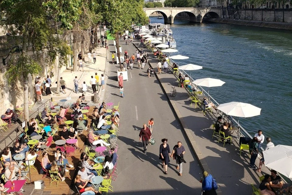 The banks of the Seine