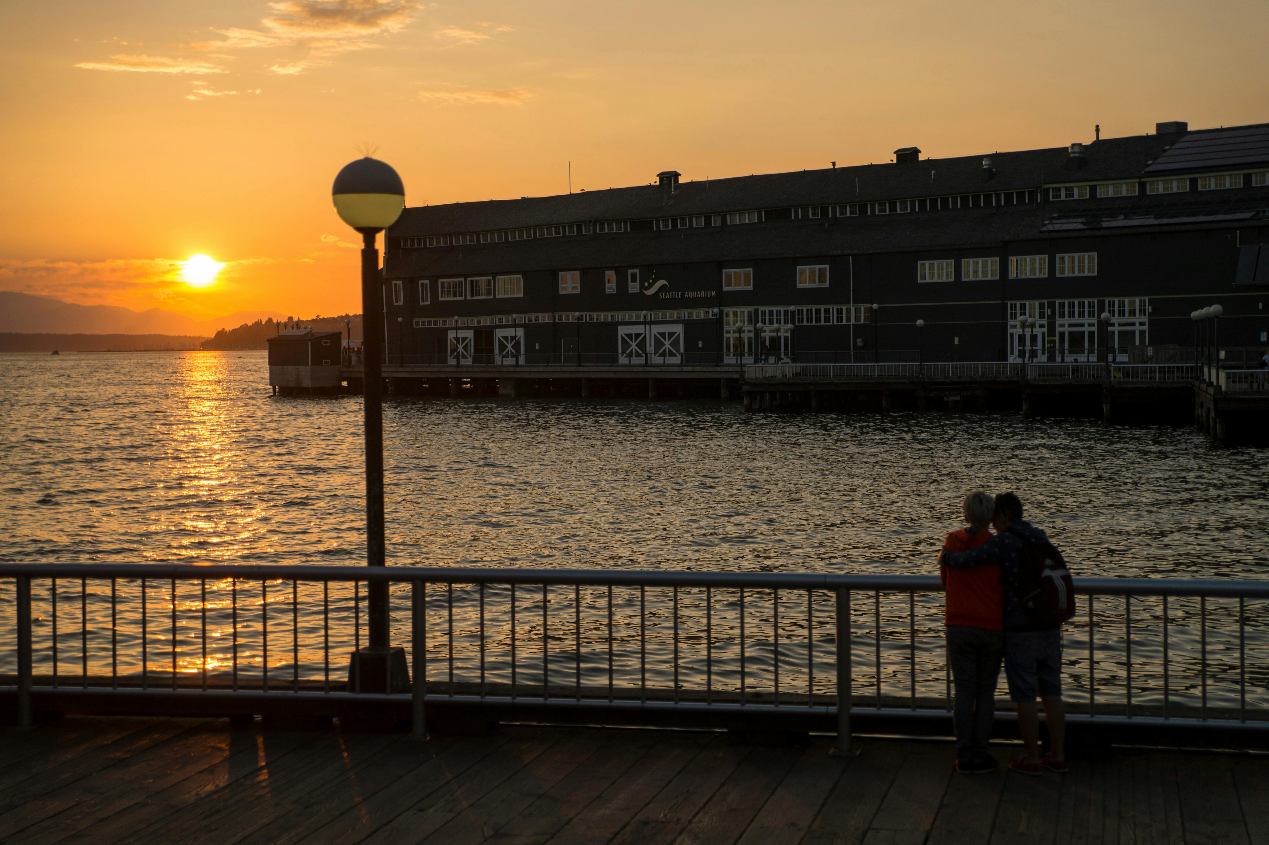 Sunset views of Elliot Bay from the Seattle Waterfront