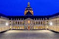 Cour d'honneur des Hôtel national des Invalides, während der Nocturnes jeden ersten Freitag im Monat von 18.00 bis 22.00 Uhr