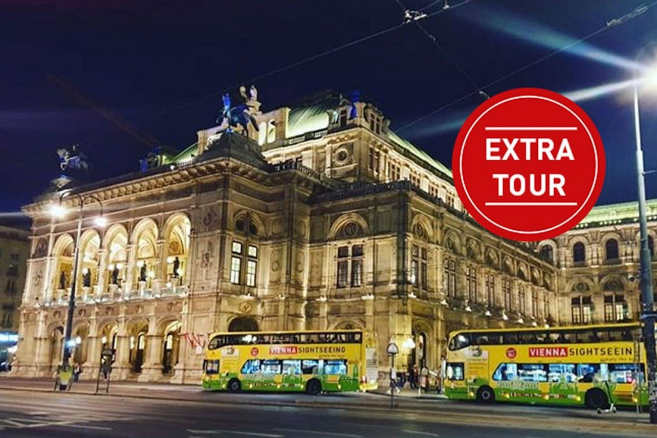 Viena: Recorrido panorámico nocturno en autobús - Alojamientos en Viena