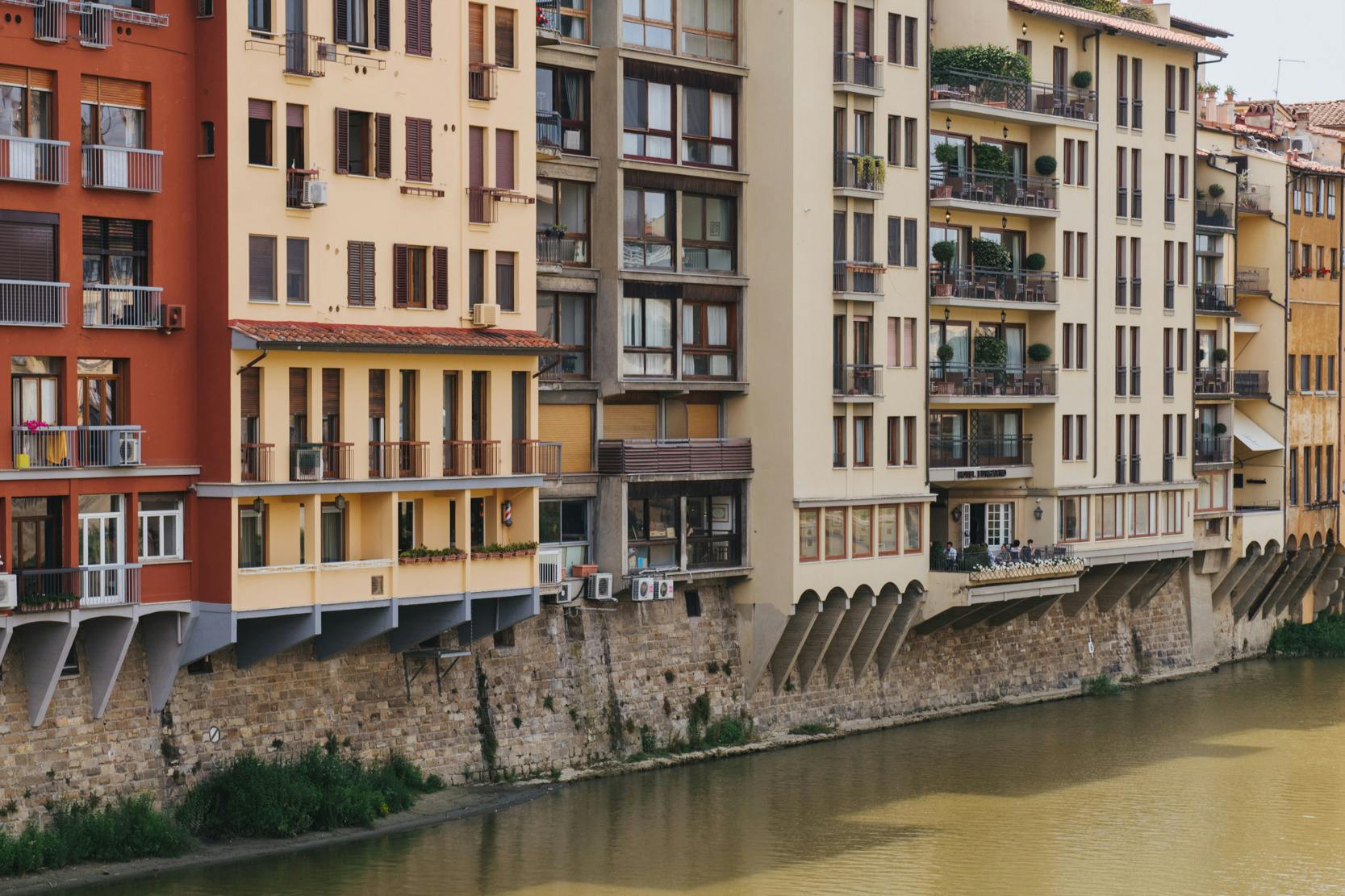 ラ・スペツィア発：フィレンツェへの寄港地観光