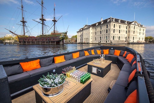 Amsterdam: Flagship Open Boat Canal Cruise from Rijksmuseum