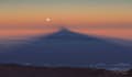 Astronomische Beobachtung des Berges Teide bei Nacht