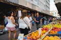 No mercado de alimentos de Atenas
