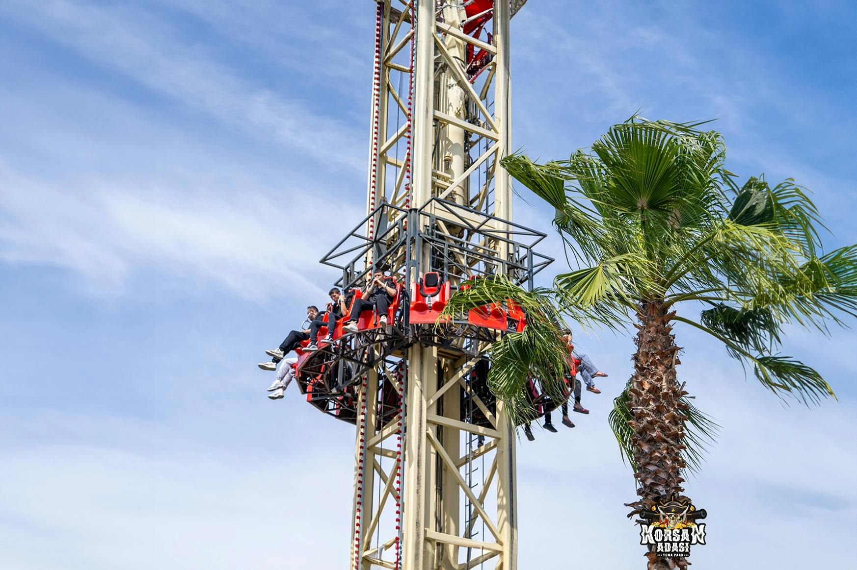 Pirate Island Theme Park 
Drop Tower