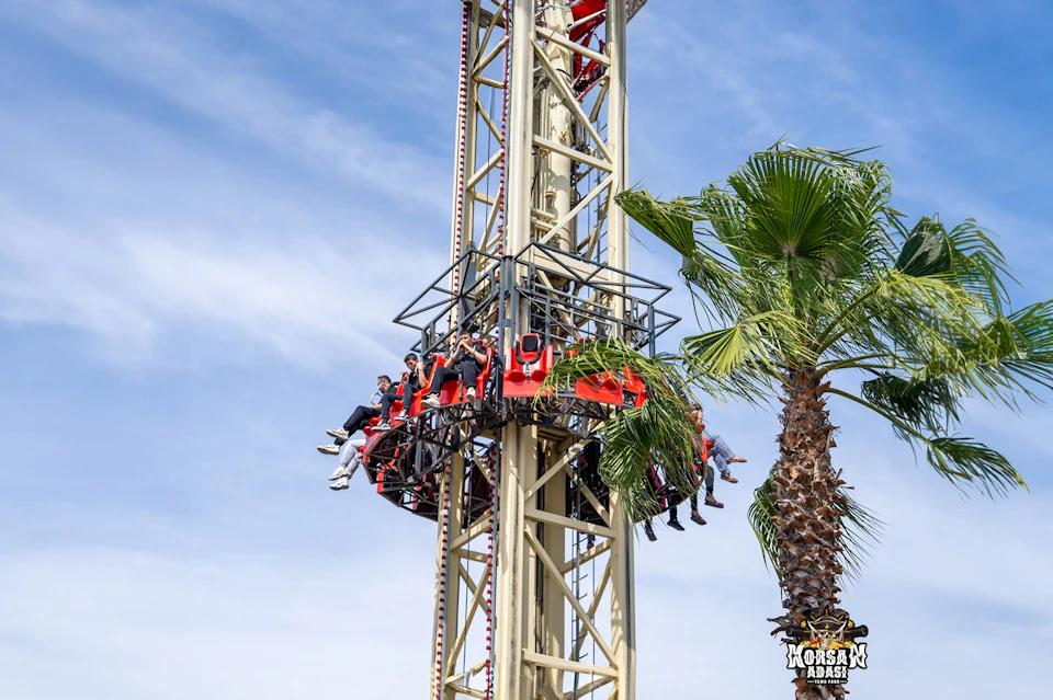 Pirate Island Theme Park
Drop Tower