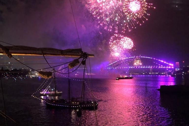 Sydney Harbour: 1.5-Hr Vivid Light Tall Ship Dinner Cruise 4