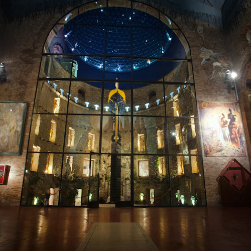 Teatro-Museu Dalí à Noite - Photo 5