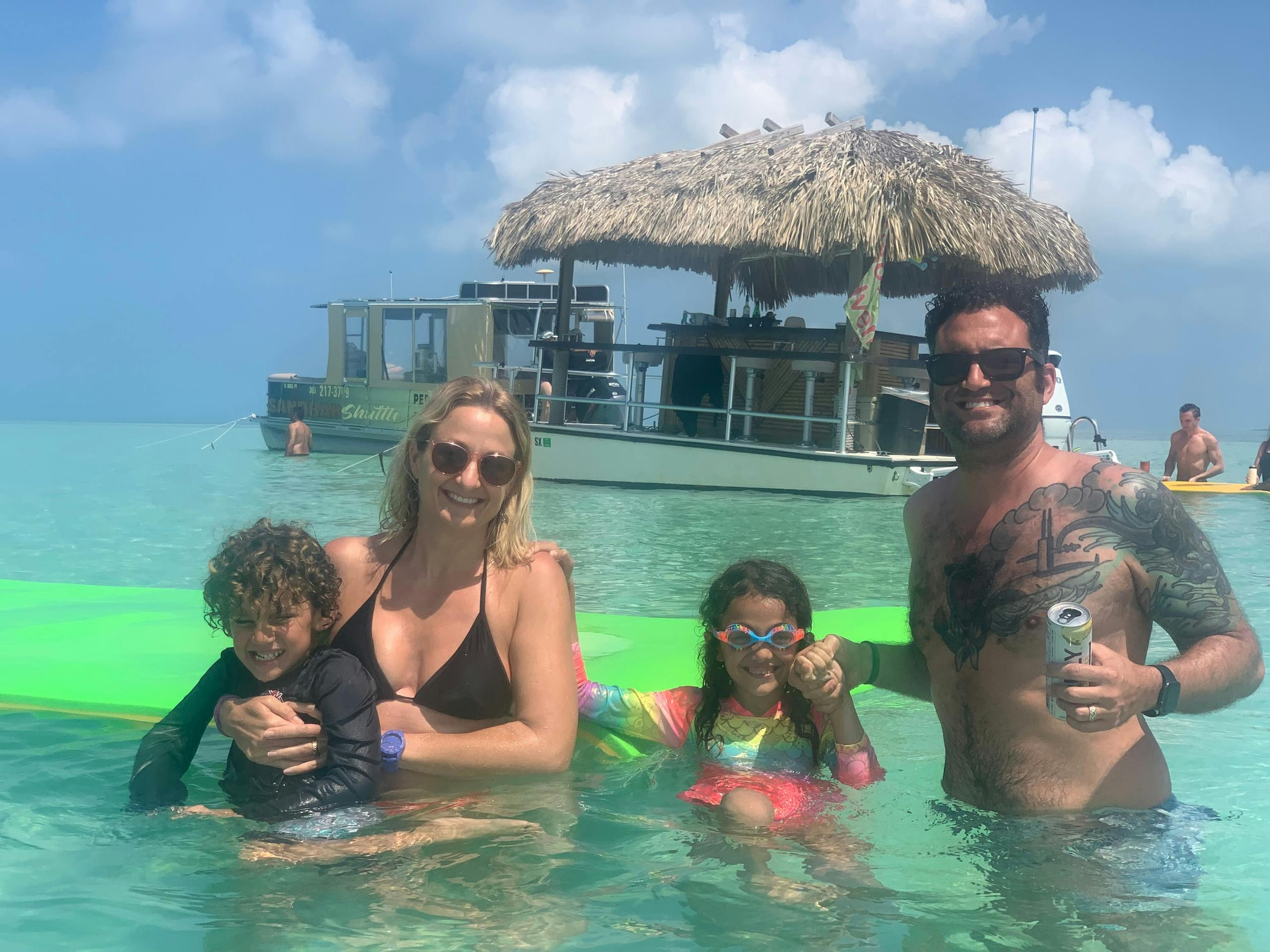 Key West privata: Gita al Sandbar su una Tiki Boat — 3