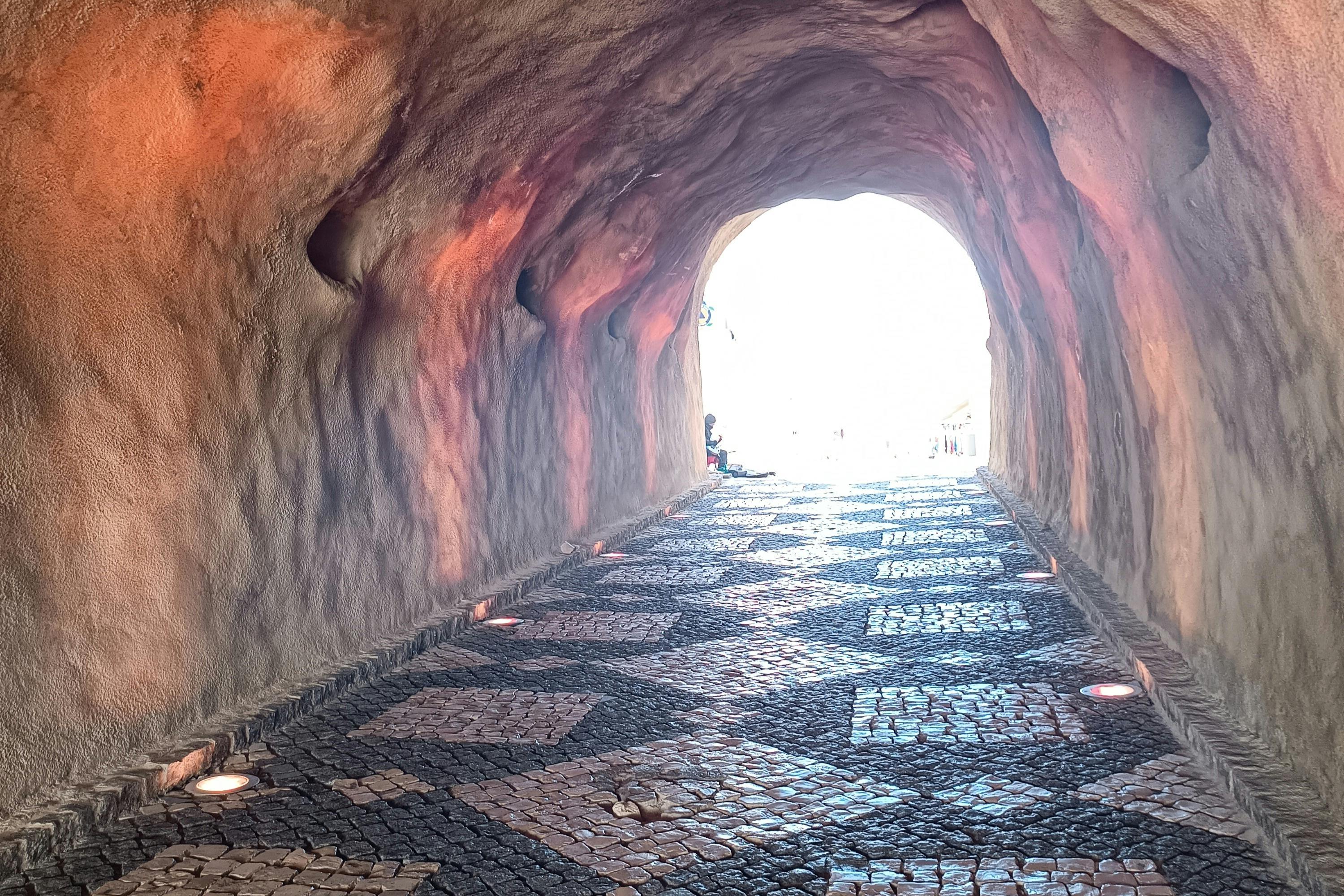 Popular Albufeira Tunnel