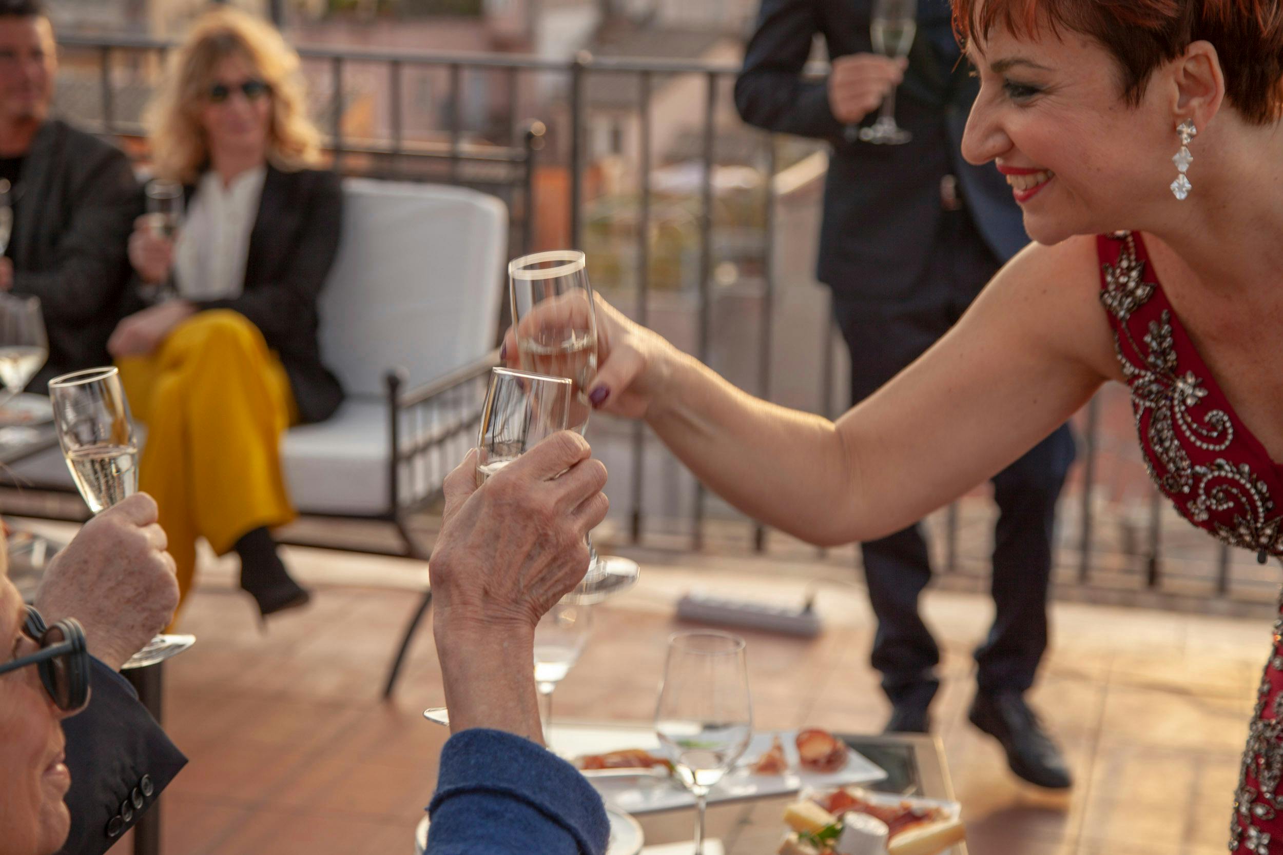 예술가와 함께 건배하기