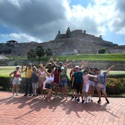 San Felipe Castle & Getsemani: Entry Ticket + Guided Walking Tour 2