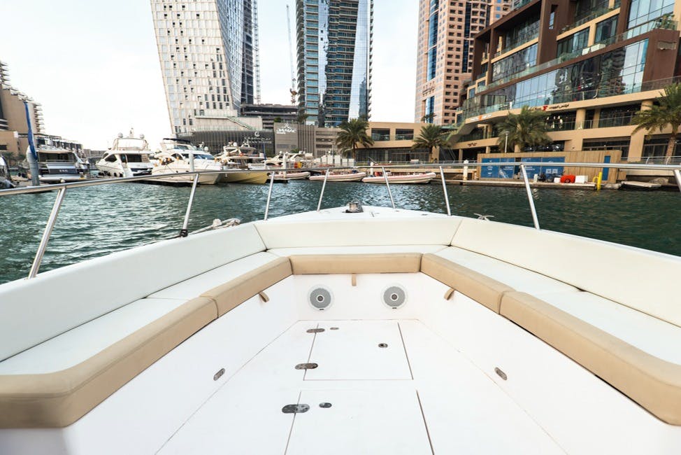 Centaurus Charter - 36 Ft Yacht - Thunder