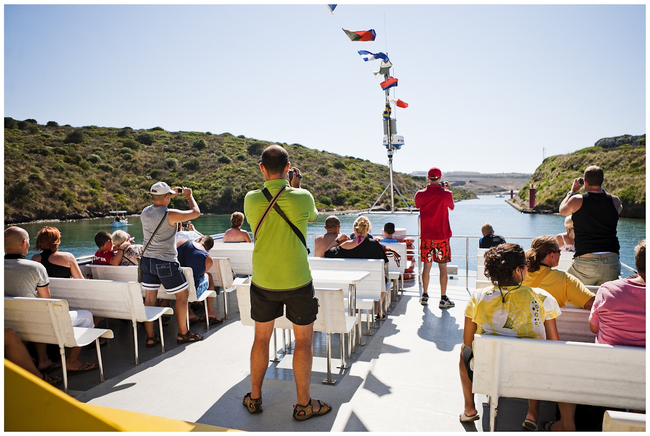 Maó Harbor Cruise with Underwater Views - Accommodations in Mahón