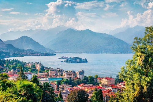 Lake Maggiore & Borromean: Day Trip with Boat Cruise