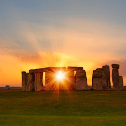 Stonehenge: Entry Ticket + Transport from London 5
