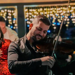 Istanbul: Bosphorus Dinner Cruise with Live Show in a Catamaran 5