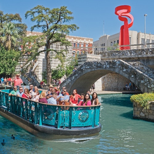 San Antonio: Crucero fluvial narrado