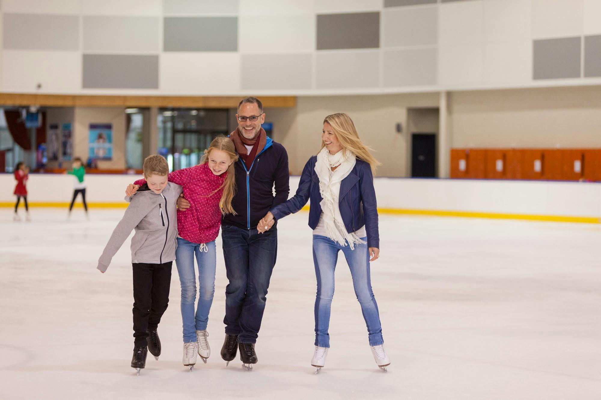 O'Brien Icehouse Melbourne: Ice Skating Experience Admission Ticket - Photo 4