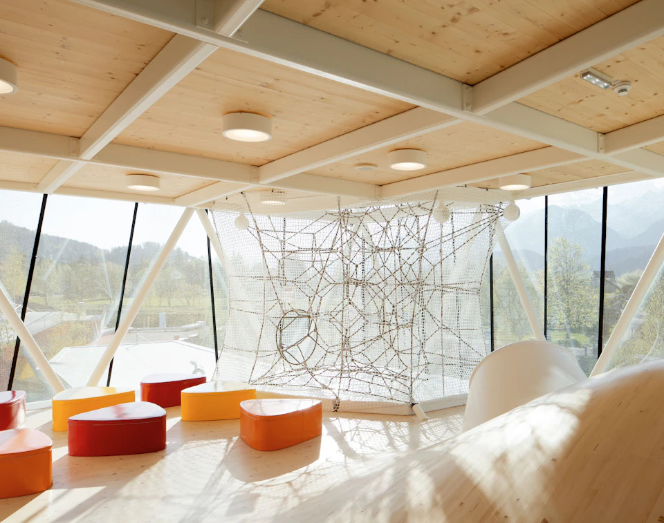 Play Tower