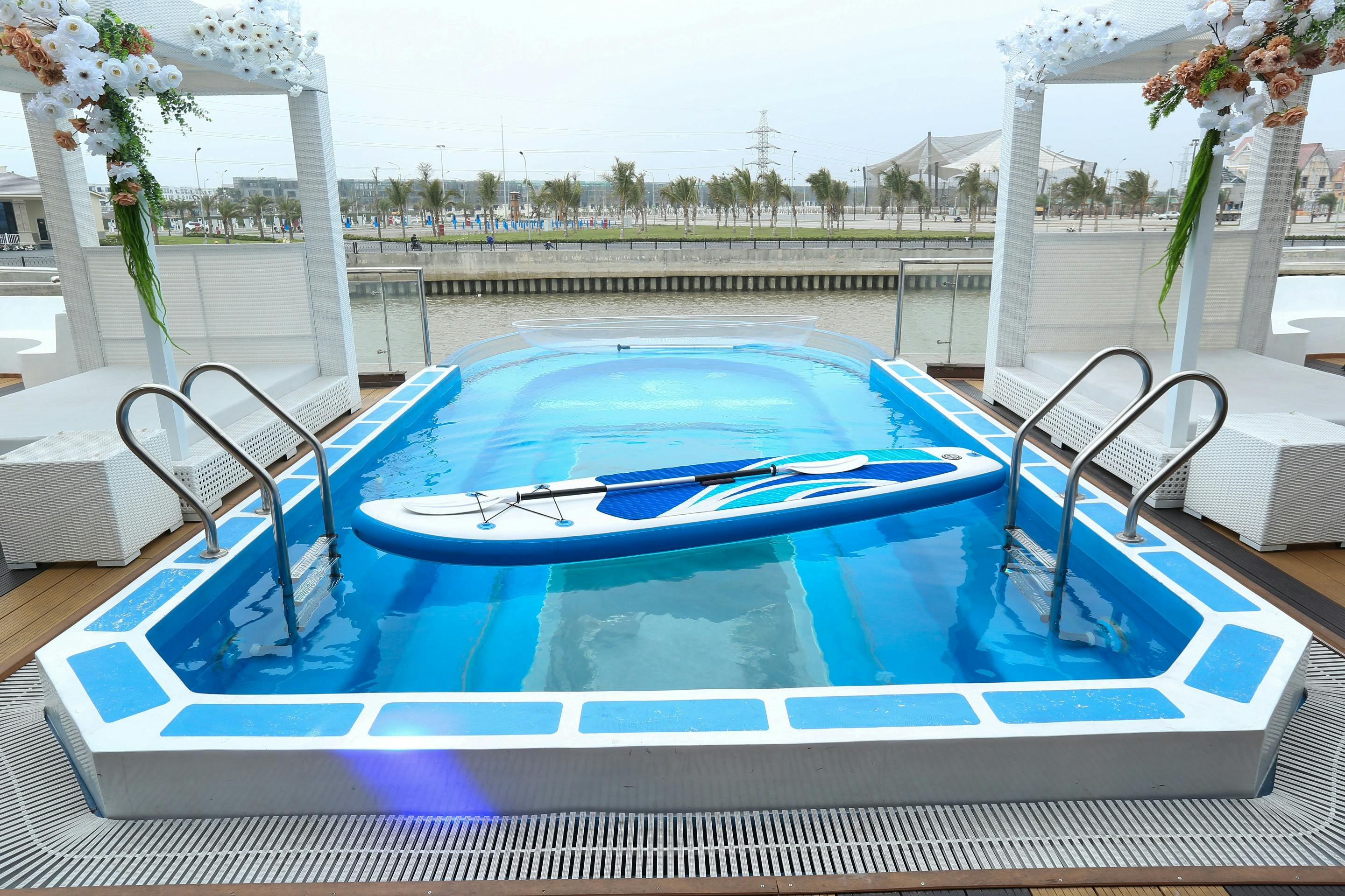 Ha Long Bay: Luna Cruise + Sung Sot & Ti Top + Optional Transfers + Meals - Photo 3