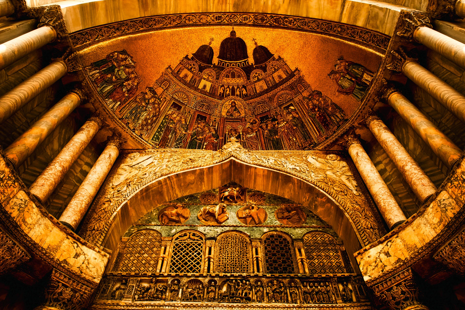 A picture of Saint Mark's Basilica Ceiling