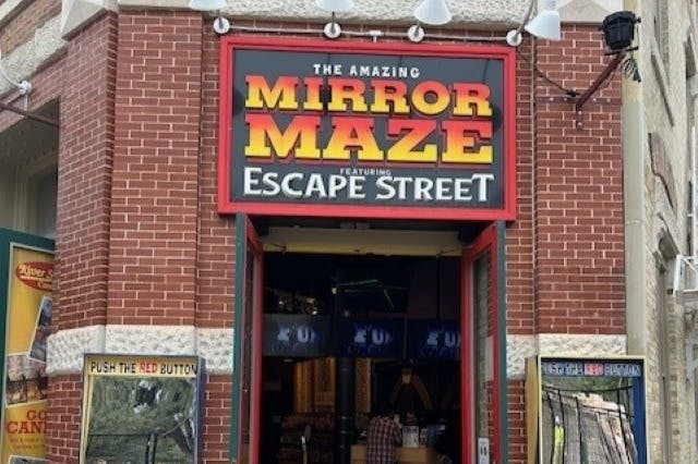 The Amazing Mirror Maze Escape