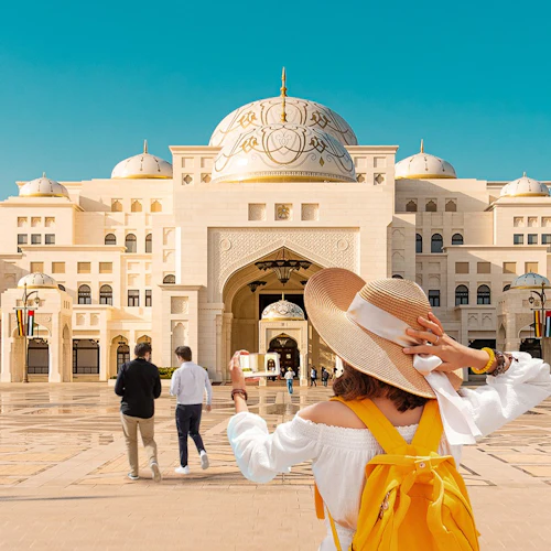 Passeio de um dia saindo de Dubai: Grande Mesquita Sheikh Zayed e Qasr Al Watan - Photo 8