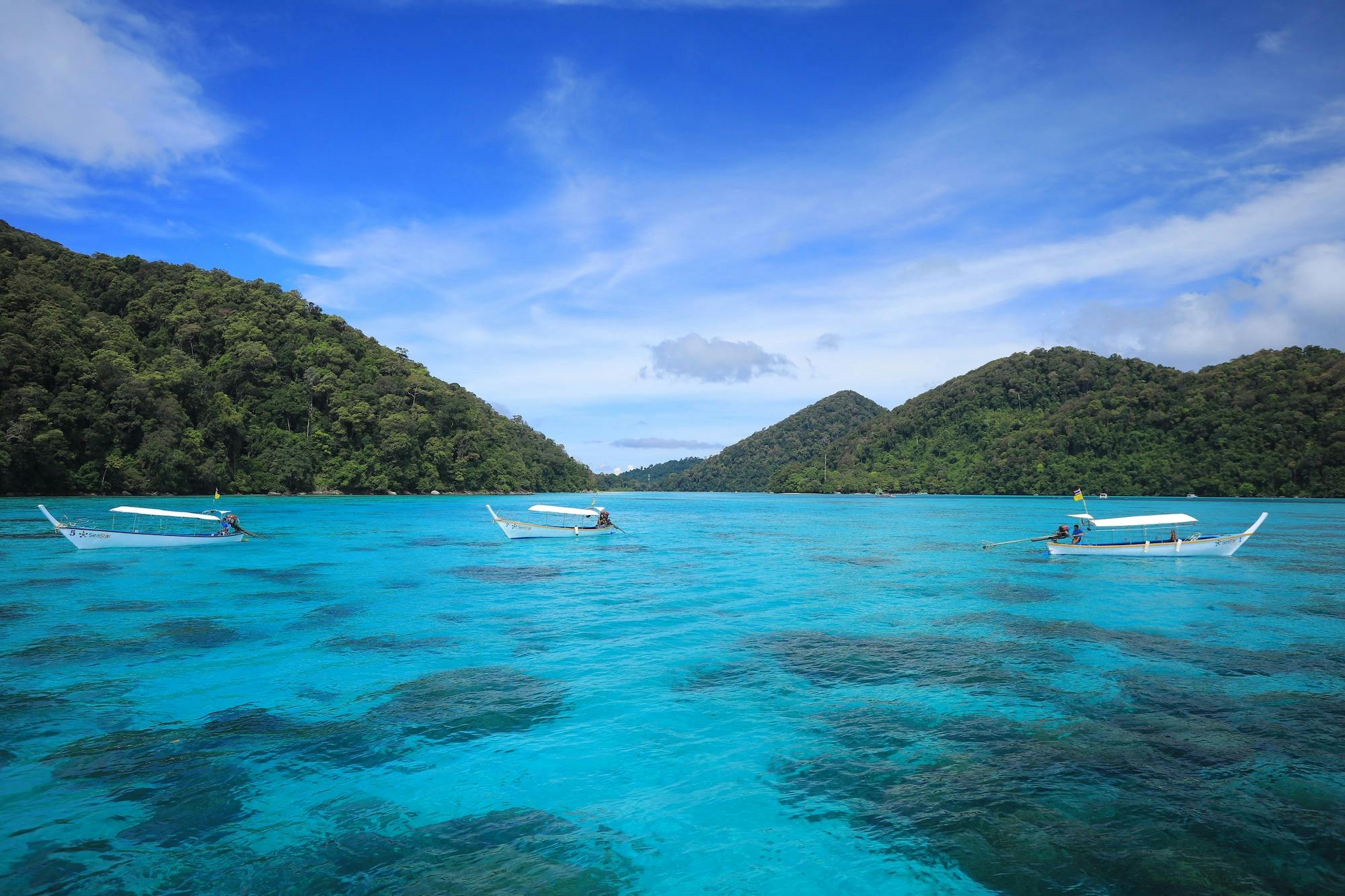 Discover the turquoise waters of Surin Islands