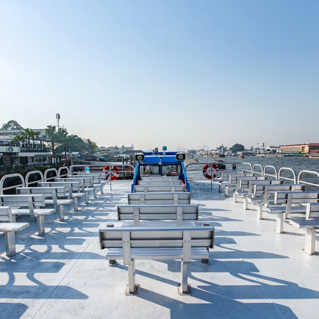 Hop-on Hop-off Boat Chao Phraya River: 1-Day Pass in Bangkok – Tiqets