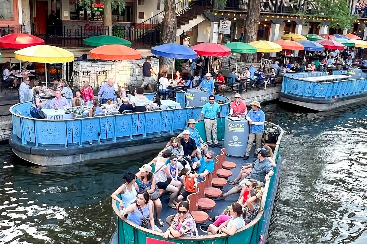 San Antonio: 1 or 3-Day River Shuttle Pass - Photo 2
