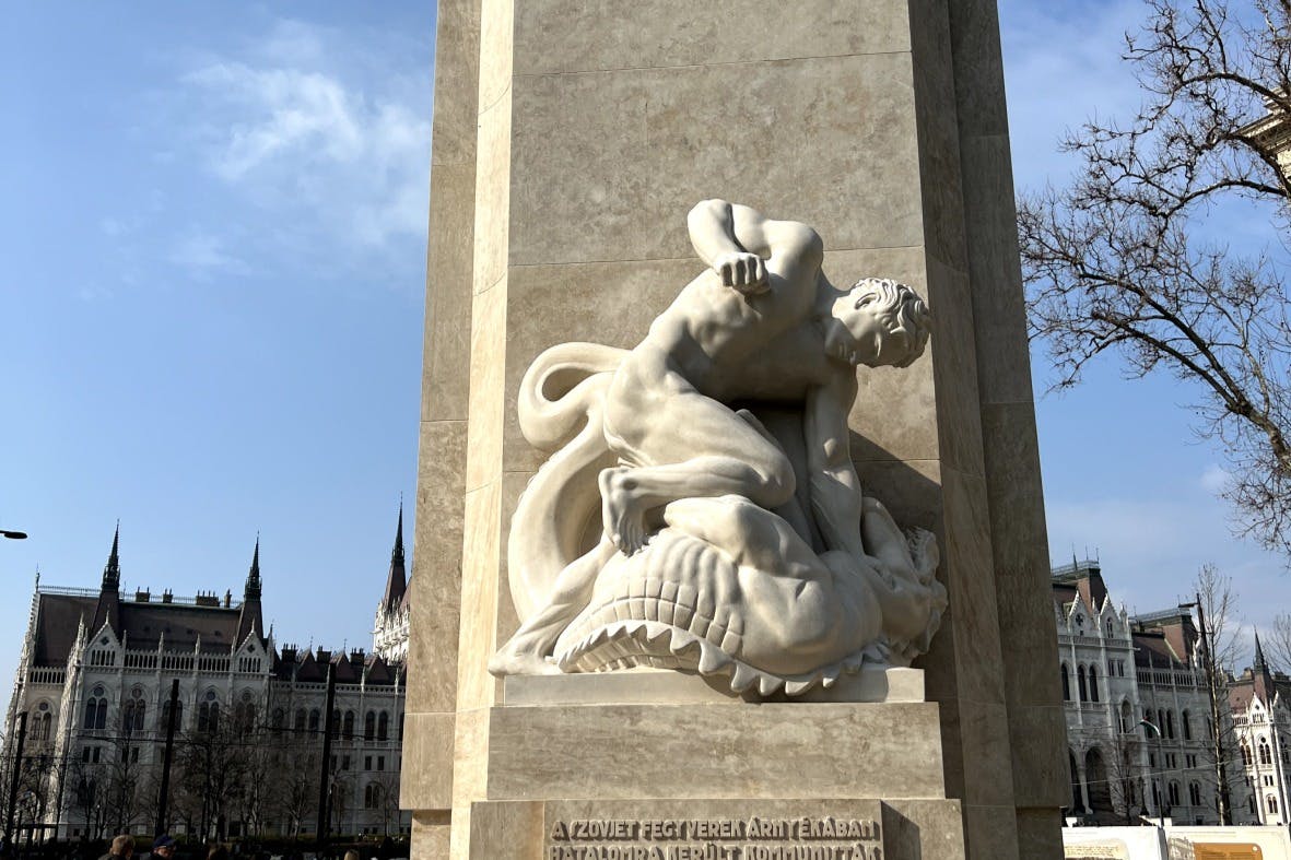 Просто сбежать из своего города