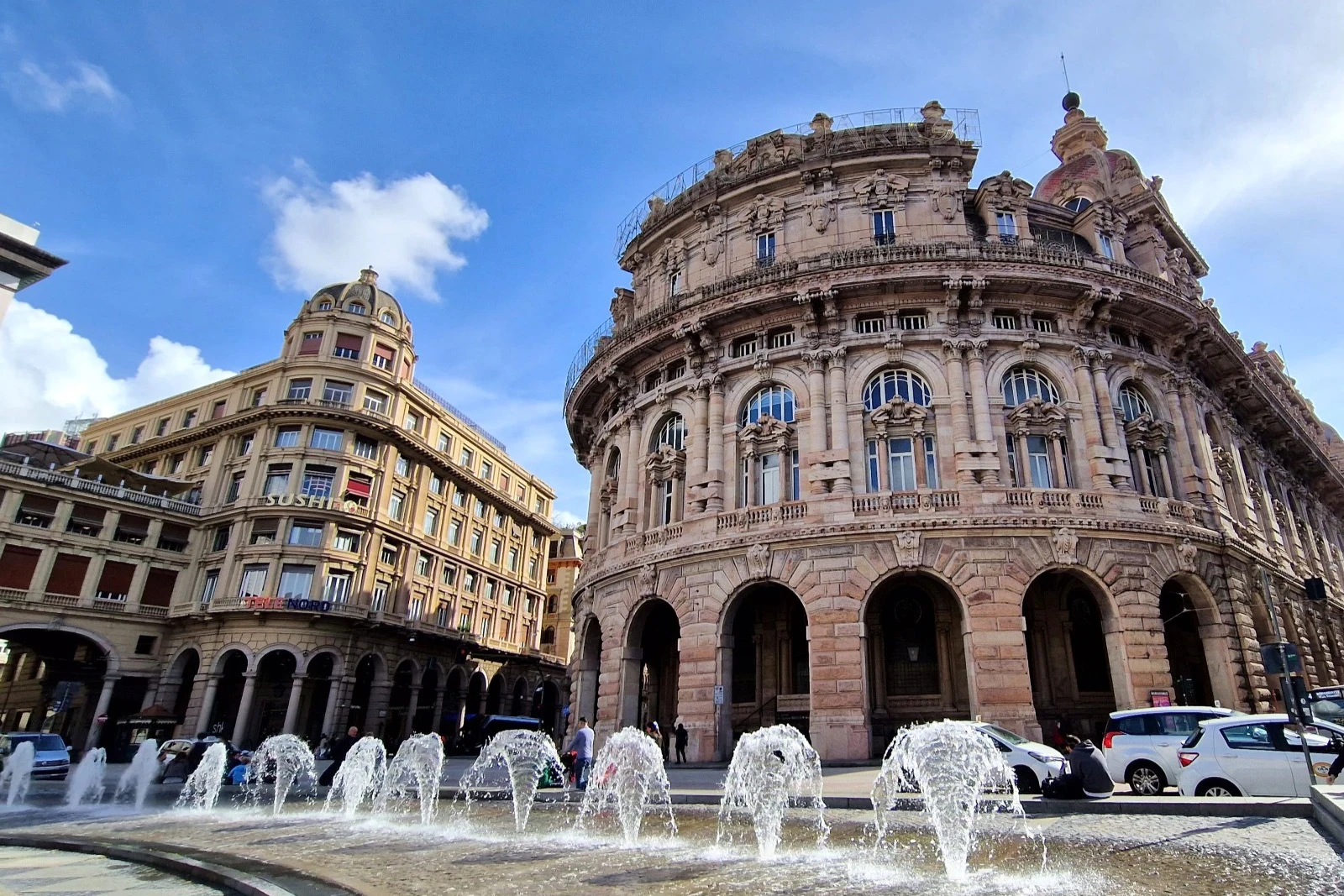 Genoa & Portofino: Guided Day Trip from Milan + Private Cruise